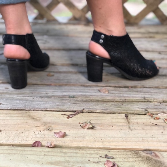 Real leather “vero cuoio” black open-toe heels - Picture 3 of 6